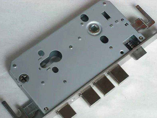 锡林郭勒盟24小时上门开锁公司